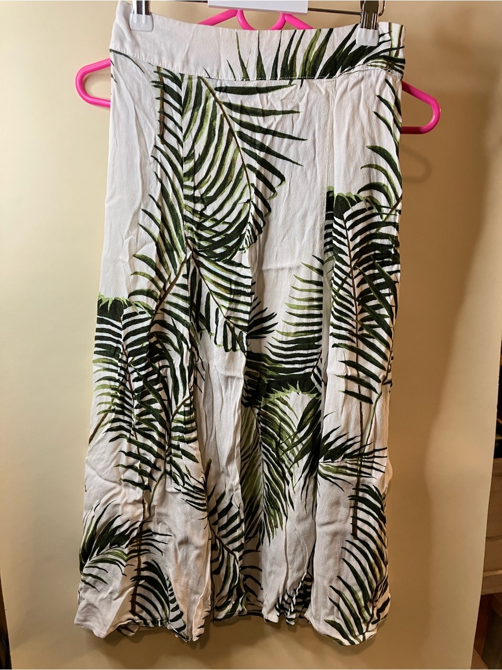 H&M Viscose Tropical Leaf White Midi Skirt Size 2